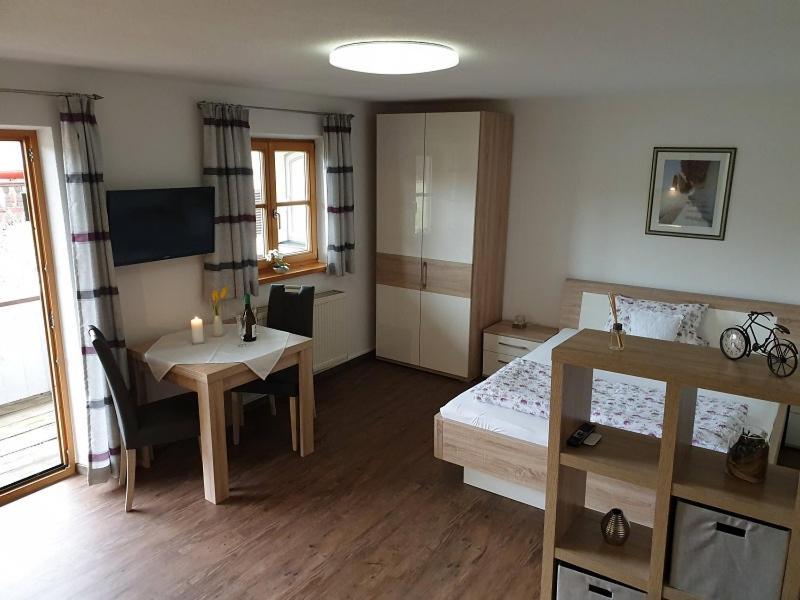 Ferienwohnungen Haus Am See Bernau am Chiemsee Eksteriør billede