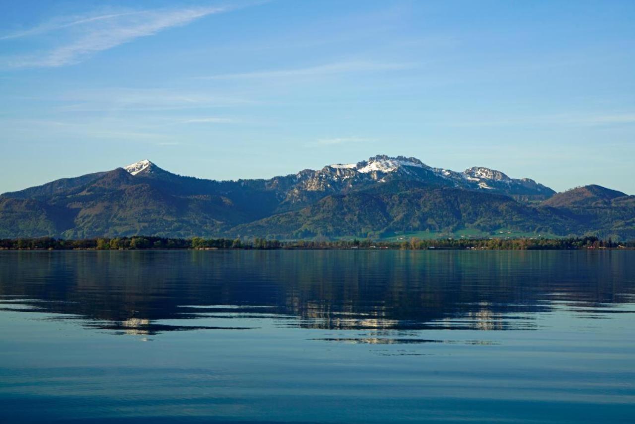 Ferienwohnungen Haus Am See Bernau am Chiemsee Eksteriør billede