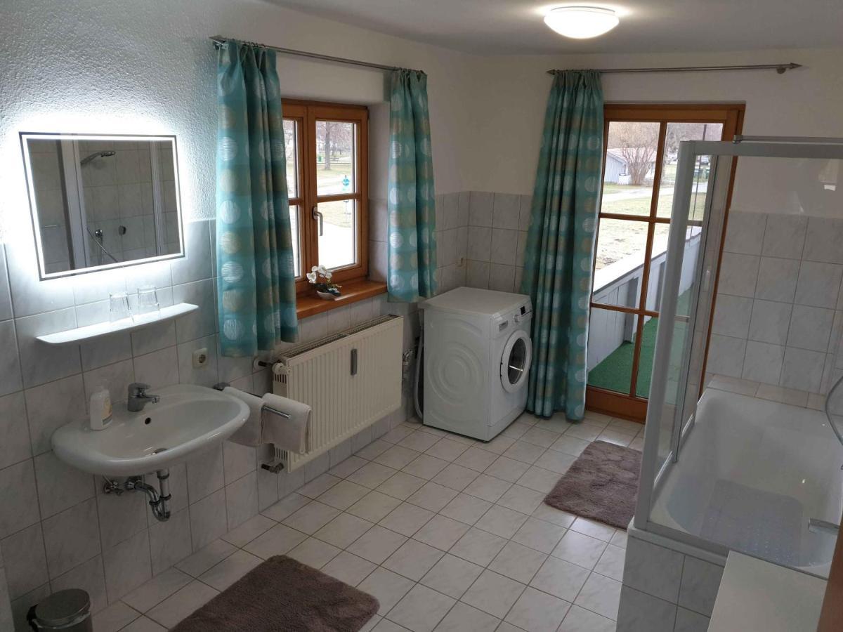 Ferienwohnungen Haus Am See Bernau am Chiemsee Eksteriør billede