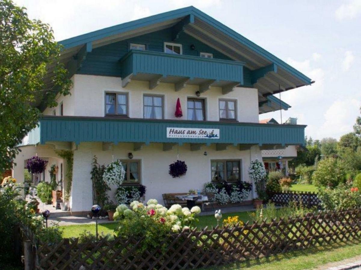 Ferienwohnungen Haus Am See Bernau am Chiemsee Eksteriør billede